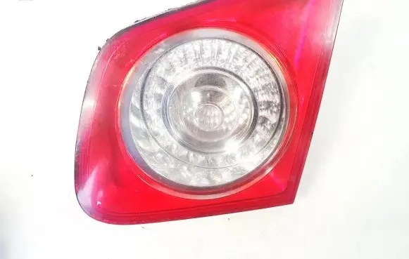 Volkswagen Jetta V Tailgate rear/tail lights 983152