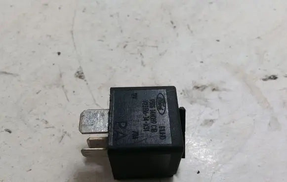 Ford Mondeo MK II Other relay 93BG14N089C1B