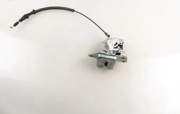 Jeep Patriot Tailgate/trunk/boot lock/catch/latch