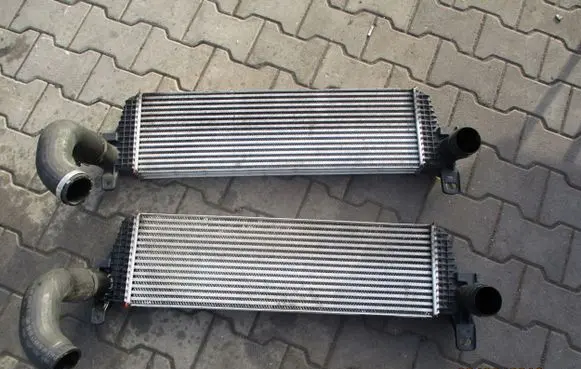 Volkswagen Transporter - Caravelle T5 Intercooler radiator 7E0145804A