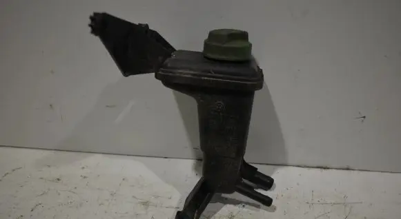 Skoda Superb B5 (3U) Power steering fluid tank/reservoir 3B0422371