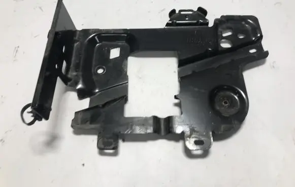 Citroen C4 Cactus Battery box tray 9806487180