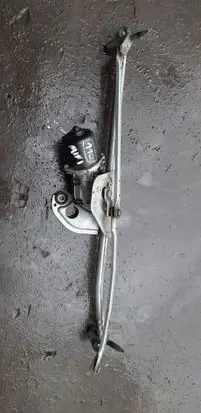 Mini One - Cooper Coupe R56 Front wiper linkage 53555304