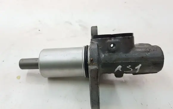 Audi A6 S6 C5 4B Master brake cylinder