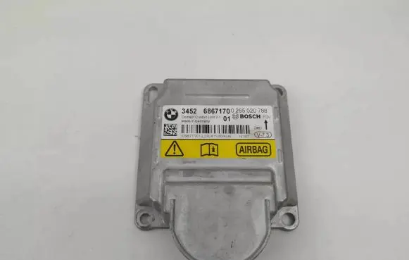 BMW 1 F20 F21 Airbag control unit/module 6867170