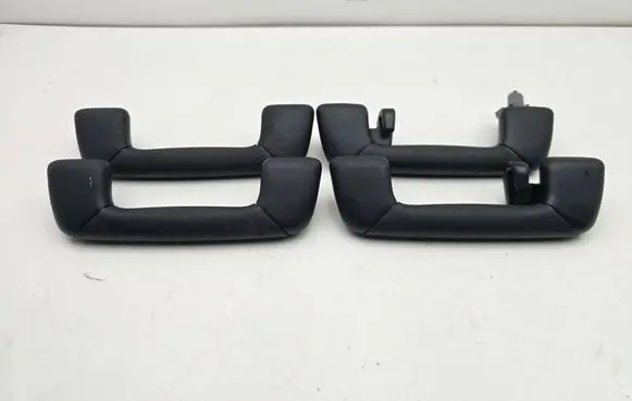 Lexus UX A set of handles for the ceiling 
