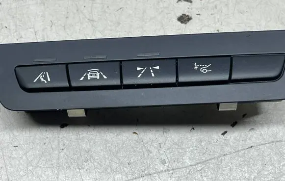 BMW 5 F10 F11 Other switches/knobs/shifts 9247369