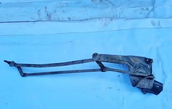 Renault Megane I Front wiper linkage and motor