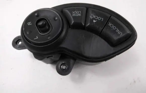 Hyundai Santa Fe Wing mirror switch
