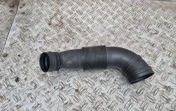 Audi Q7 4L Air intake duct part 7L6129627F