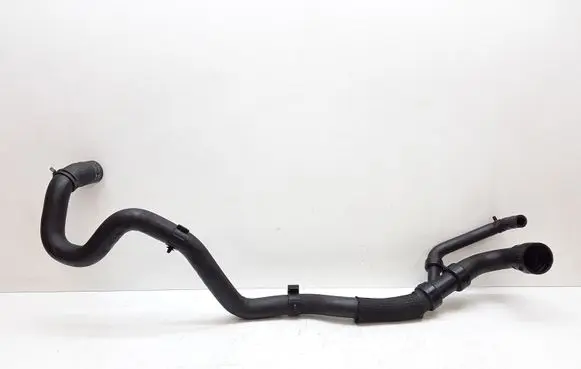 Volvo V70 Engine coolant pipe/hose