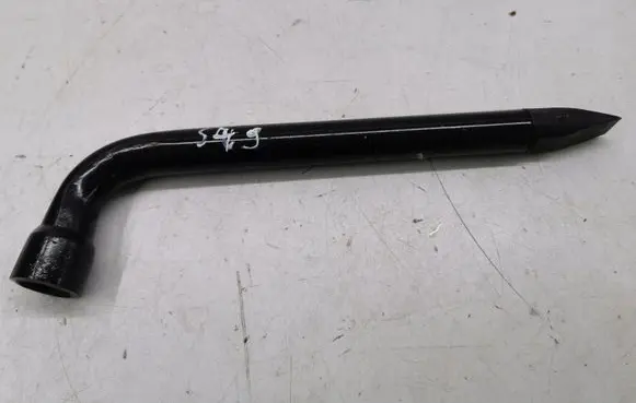 Ford Focus C-MAX Wheel nut wrench 93BB17032AB