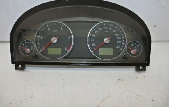 Ford Mondeo Mk III Speedometer (instrument cluster) 3S7110849JD
