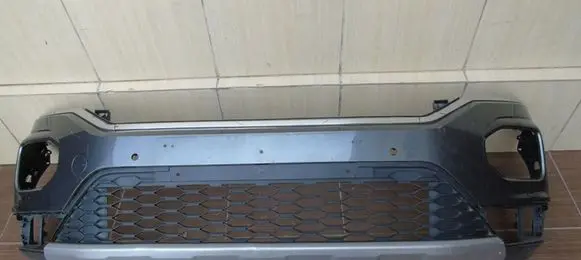 Volkswagen T-Roc Front bumper 2GA807221