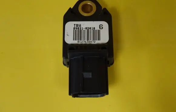 Toyota Yaris Airbag deployment crash/impact sensor 89831-0D010