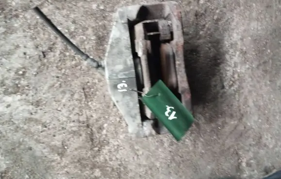 Volvo V40 Front brake caliper 976