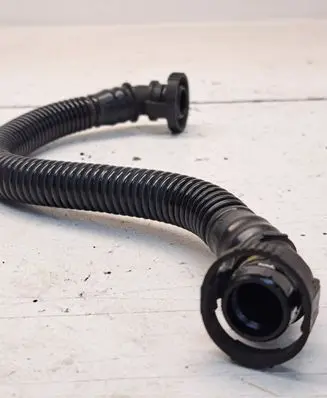 Audi A4 S4 B8 8K Breather hose/pipe 06J103221