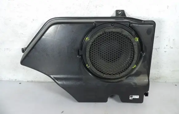 Dodge Nitro Subwoofer speaker 05091021AF