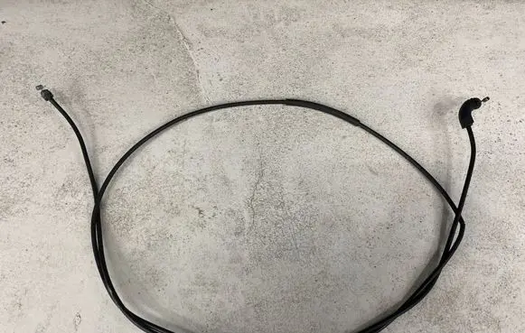 Ford Mondeo MK IV Engine bonnet/hood lock release cable