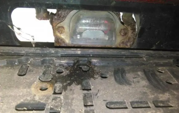 Mazda 626 Number plate light