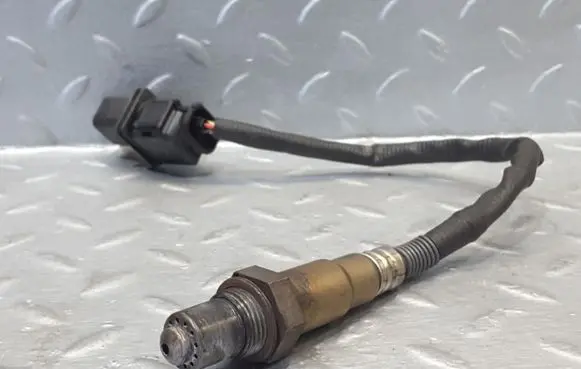 BMW 5 F10 F11 Lambda probe sensor 779160001 0281004018
