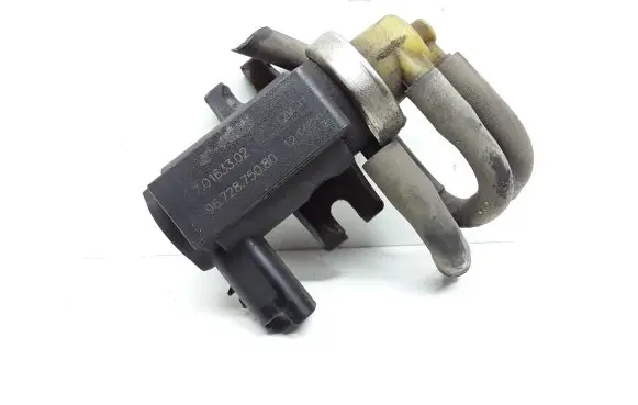 Volvo C30 Turbo solenoid valve 70163302 9672875080
