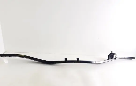 Maserati Levante Other engine bay part 670032499