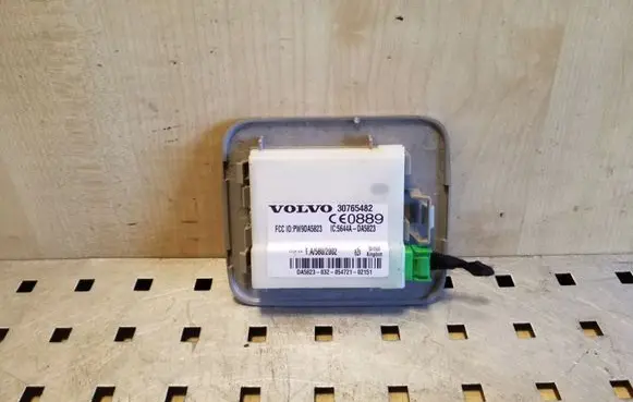 Volvo V70 Other control units/modules 30765482 5644ADA5823