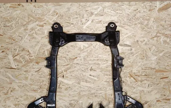 Cadillac XTS Front subframe 23140799 1528200049