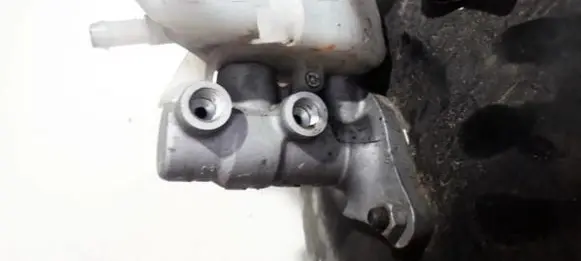 Mitsubishi Outlander Master brake cylinder 220536