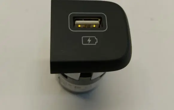 KIA Sorento IV USB socket connector 96125-p2000