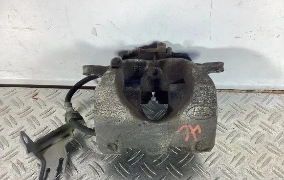 Land Rover Discovery 5 Front brake caliper N5138