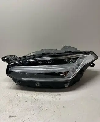 Volvo XC90 Headlight/headlamp 31655157