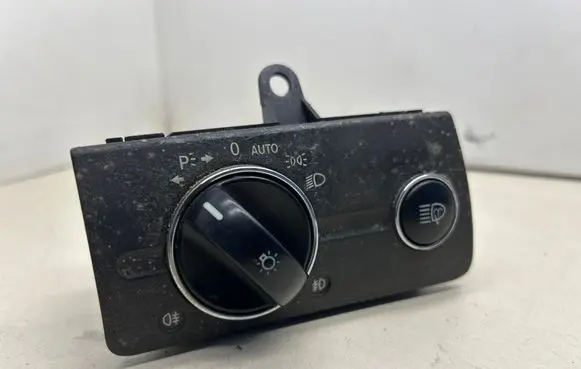 Mercedes-Benz E W211 Light switch 2115450104 04056000 03100300