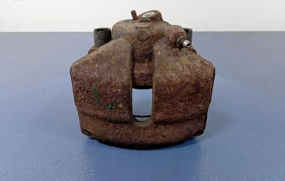 Seat Altea XL Front brake caliper