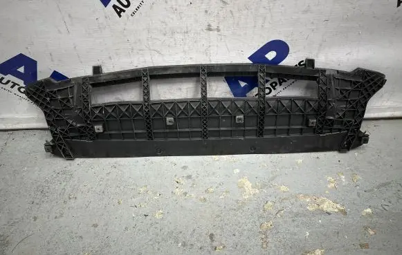 Audi Q5 SQ5 Engine splash shield/under tray 8R0807233A 8R0807233B