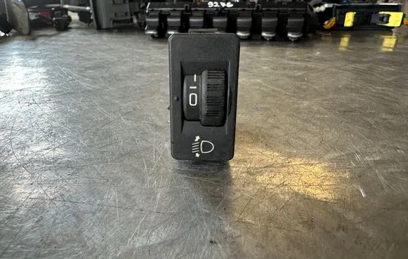 Peugeot 3008 I Headlight level height control switch 96366692XT