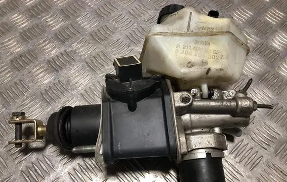 Mercedes-Benz E W211 Master brake cylinder 0204251302