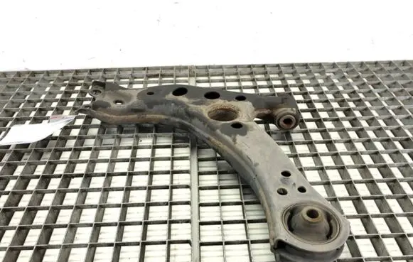 Toyota C-HR I Front control arm