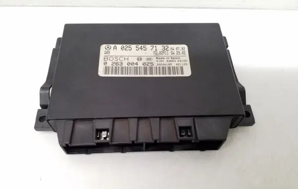 Mercedes-Benz E W211 Parking PDC control unit/module A0255457132 263004025