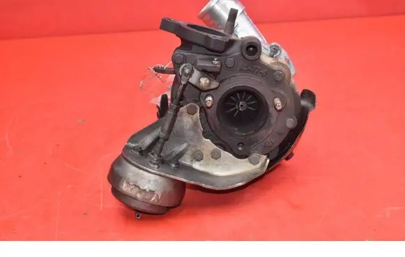Toyota Avensis Verso Turbo system vacuum part 172010R010