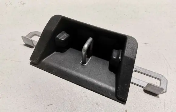 Volvo XC90 Trunk lock loop 39831946