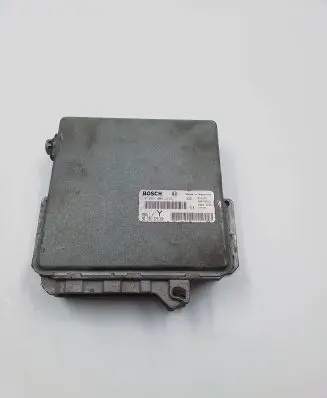 Peugeot 605 Engine control unit/module 0281001213