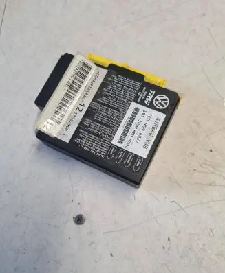 Volkswagen PASSAT B6 Airbag control unit/module 3C0909605J 391130 09H029S2521