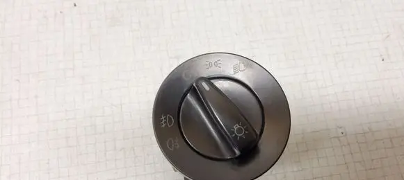 Volkswagen PASSAT B5.5 Light switch 1C0941531A