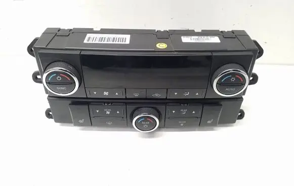 Chrysler Voyager Climate control unit P55111917AE