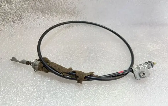 Gear shift cable linkage