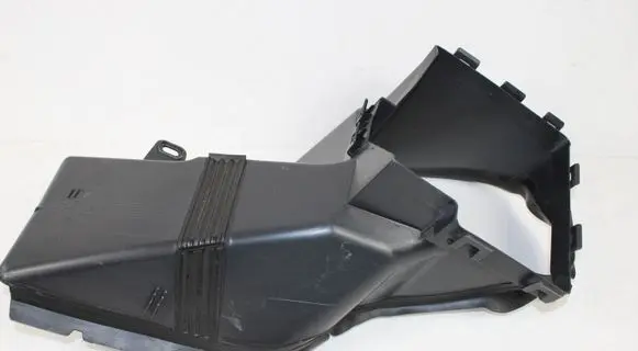 Opel Grandland X Intercooler air guide/duct channel YP00043180