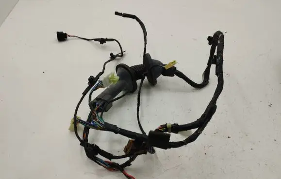 Citroen C-Crosser Front door wiring loom 8512A378