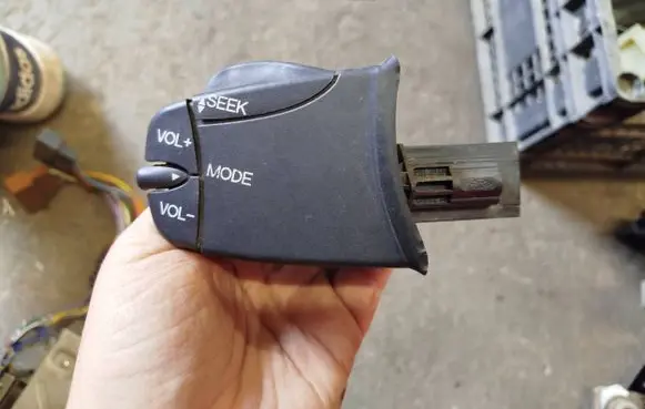 Ford Focus Multifunctional control switch/knob 98AB14K147AB